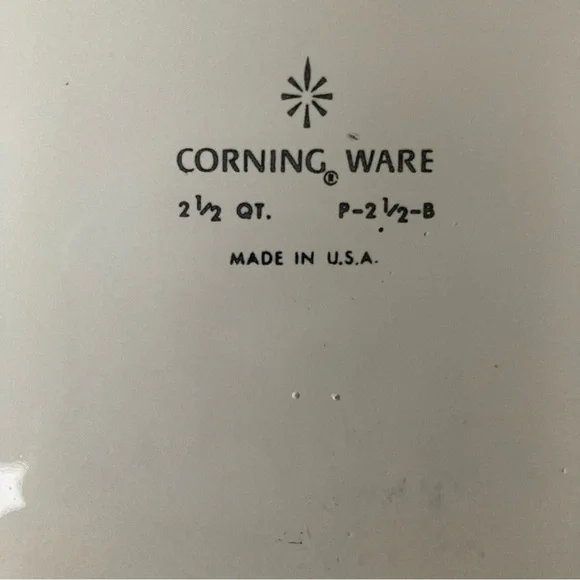 Vintage Corning Ware 2.5 Quart Blue Cornflower - Picture 5 of 6